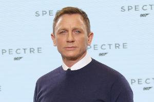 Daniel Craig nach Knie-OP zurück am "Spectre"-Set