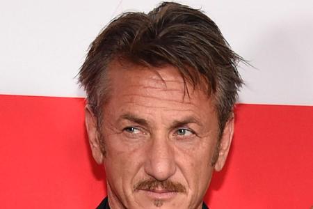 Sean Penn schaut sich privat ganz gerne mal Actionfilme an Sean Penn schaut sich privat ganz gerne mal Actionfilme an