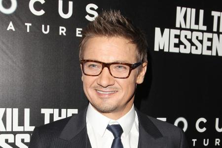 Jeremy Renner hat sich das Sorgerecht mit seiner Noch-Ehefrau für die gemeinsame Tochter geteilt Jeremy Renner hat sich das Sorgerecht mit seiner Noch-Ehefrau für die gemeinsame Tochter geteilt