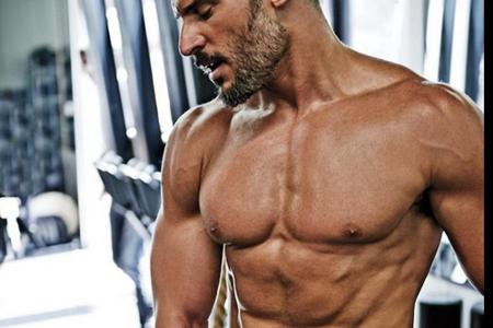 Joe Manganiello trainiert hart für seinen Traumbody.