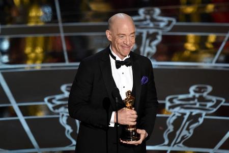 Als erster Gewinner des Abends holte sich J. K. Simmons für seine Nebenrolle in Als erster Gewinner des Abends holte sich J. K. Simmons für seine Nebenrolle in