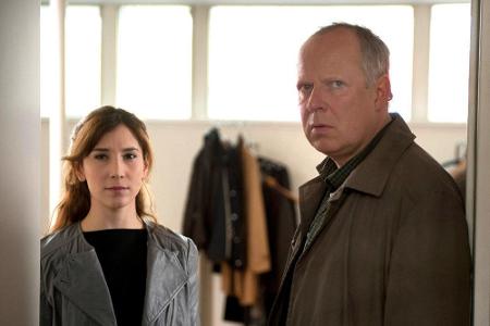 Sarah Brandt (Sibel Kekilli) und Klaus Borowski (Axel Milberg) steht eine unangenehme Begegnung mit einem alten Bekannten bevor Sarah Brandt (Sibel Kekilli) und Klaus Borowski (Axel Milberg) steht eine unangenehme Begegnung mit einem alten Bekannten bevor