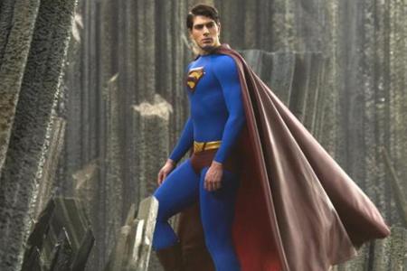 Superman steht ein harter Kampf gegen den Bösewicht Lex Luthor bevor Superman steht ein harter Kampf gegen den Bösewicht Lex Luthor bevor