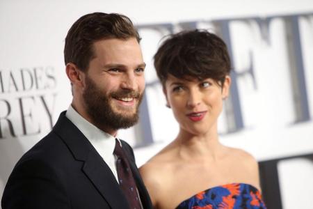 Jamie Dornan mit seiner Frau Amelia Warner auf der UK-Premiere von Jamie Dornan mit seiner Frau Amelia Warner auf der UK-Premiere von