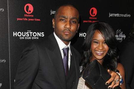 Nick Gordon und Bobbi Kristina Brown bei einer Veranstaltung im Jahr 2012 Nick Gordon und Bobbi Kristina Brown bei einer Veranstaltung im Jahr 2012