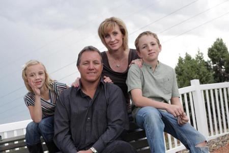 Die mittlerweile wieder glückliche Familie im Jahr 2013