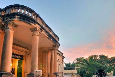 Noble Herberge - auch für Hunde: Corinthia Palace auf Malta