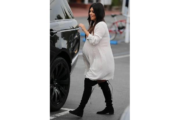 06 Kourtney Kardashian WENN original;blob=20107280.jpg