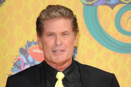 David Hasselhoff nutzt gerne seinen Promi Status um kleinen Strafzetteln zu entkommen David Hasselhoff nutzt gerne seinen Promi Status um kleinen Strafzetteln zu entkommen