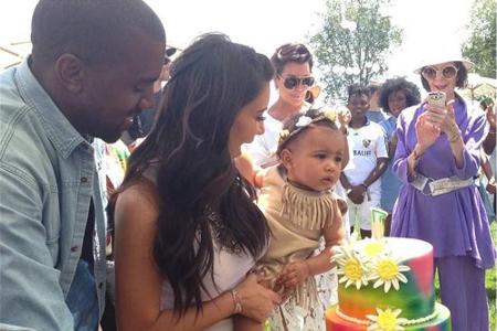 Happy Family am Geburtstag: Kanye West, Kim Kardashian und Baby North West Happy Family am Geburtstag: Kanye West, Kim Kardashian und Baby North West