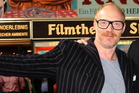Simon Schwarz bei der Premiere von Simon Schwarz bei der Premiere von