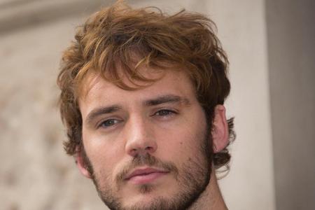 Für Sam Claflin gibt es nur eine Frau, mit der er sich einen Filmkuss wünscht Für Sam Claflin gibt es nur eine Frau, mit der er sich einen Filmkuss wünscht