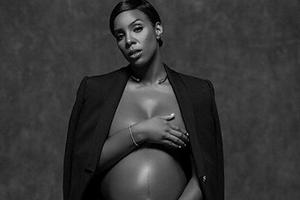 Hüllenlos: Kelly Rowland zeigt ihren Babybauch