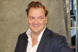 Charly Hübner: Deutschland feiert sympathischen Grobian