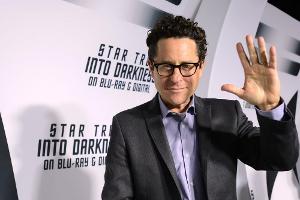 J.J. Abrams schreibt Brief an "Star Wars"-Darsteller