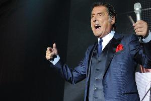 Udo Jürgens setzt sich an die Chartspitze