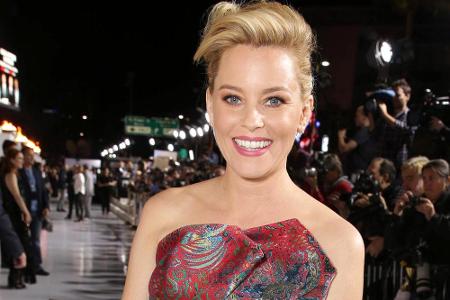 Effie inspiriert Elizabeth Banks, mehr Farbe zu tragen - wie hier auf der LA-Premiere von Effie inspiriert Elizabeth Banks, mehr Farbe zu tragen - wie hier auf der LA-Premiere von