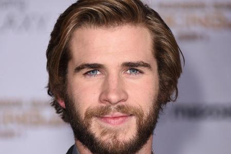 Sogar der sonst so glatt rasierte Teenie-Schwarm Liam Hemsworth steht auf Vollbart