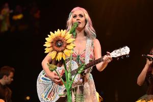 Fix! Katy Perry heizt beim Super Bowl ein