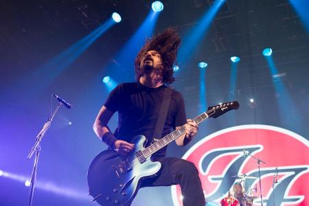 Dave Grohl und seine Foo Fighters werden bald wohl wieder häufiger auf den Bühnen zu sehen sein Dave Grohl und seine Foo Fighters werden bald wohl wieder häufiger auf den Bühnen zu sehen sein