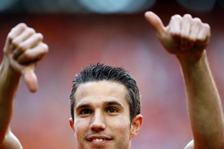 Robin van Persie ist nicht nur ein super Fußballspieler sondern auch großzügig Robin van Persie ist nicht nur ein super Fußballspieler sondern auch großzügig