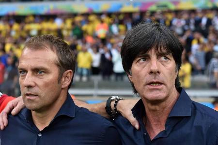 Bundestrainer Joachim Löw (r.) mit Hansi Flick Bundestrainer Joachim Löw (r.) mit Hansi Flick