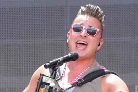 Andreas Gabalier gibt auf der Bühne alles Andreas Gabalier gibt auf der Bühne alles