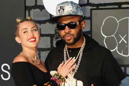 Geht da was? Miley Cyrus und Mike Will Made It bei den MTV Video Music Awards 2013 Geht da was? Miley Cyrus und Mike Will Made It bei den MTV Video Music Awards 2013
