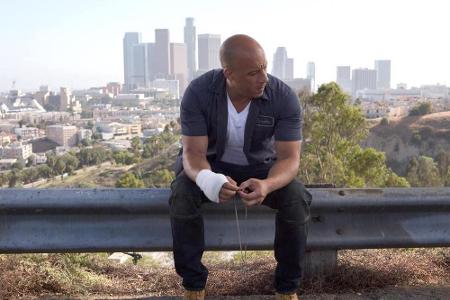 Vin Diesel in einer Szene aus dem kommenden Fast & Furious 7 Vin Diesel in einer Szene aus dem kommenden Fast & Furious 7