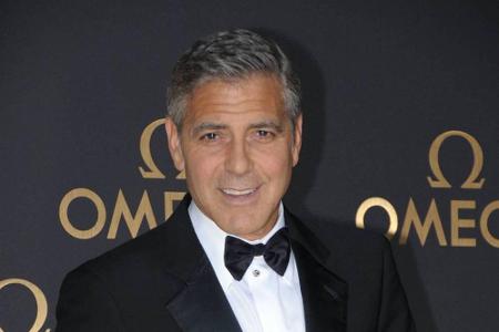 Bleibt hart: George Clooney ärgert sich über die Entschuldigung der Klatschzeitung Bleibt hart: George Clooney ärgert sich über die Entschuldigung der Klatschzeitung