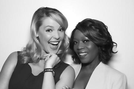 Katherine Heigl (li.) mit ihrer neuen Serien-Kollegin Alfre Woodard Katherine Heigl (li.) mit ihrer neuen Serien-Kollegin Alfre Woodard