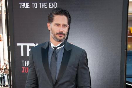 Joe Manganiello bei der Premiere der siebten Staffel der Erfolgsserie Joe Manganiello bei der Premiere der siebten Staffel der Erfolgsserie
