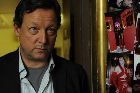 Kommissar von Meuffels ermittelt im Todesfall eines Transsexuellen Kommissar von Meuffels ermittelt im Todesfall eines Transsexuellen