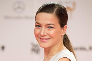 Hannah Herzsprung ist "ein bisschen wie die Kinder von Bullerbü" aufgewachsen.