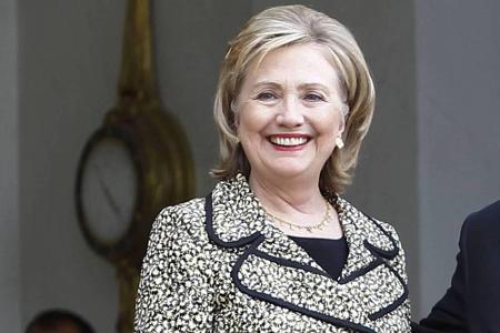 Polit-Profi Hillary Clinton bei einem Besuch des französischen Präsidenten Hollande in Paris Polit-Profi Hillary Clinton bei einem Besuch des französischen Präsidenten Hollande in Paris