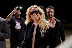 Ist Britney Spears eine Zechprellerin?