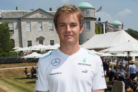 Nico Rosberg steht fest auf dem Boden Nico Rosberg steht fest auf dem Boden