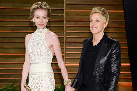 Ellen DeGeneres (r.) und ihre Frau Portia de Rossi Ellen DeGeneres (r.) und ihre Frau Portia de Rossi