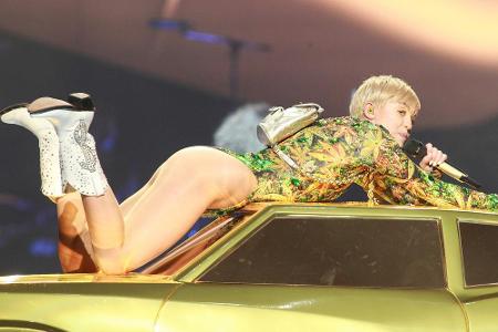 Kommt nicht über den Verlust ihres Hundes hinweg: Miley Cyrus Kommt nicht über den Verlust ihres Hundes hinweg: Miley Cyrus