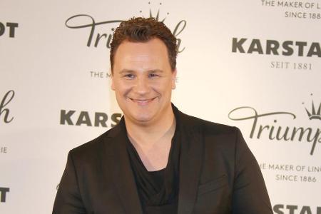 Designer Guido Maria Kretschmer präsentiert am Mittwoch auf der Fashion Week Berlin seine Kollektion Designer Guido Maria Kretschmer präsentiert am Mittwoch auf der Fashion Week Berlin seine Kollektion
