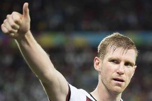 Nach Mertesacker-Ausraster: Die Promis zeigen Verständnis