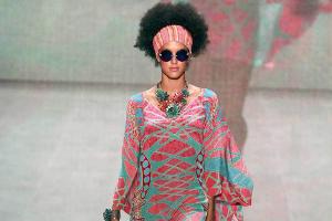 Rebecca Mir bei der Fashion Week