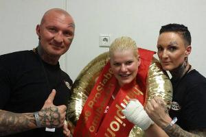 "Promiboxen 2014": Melanie Müller siegt in der "Silikonklasse"