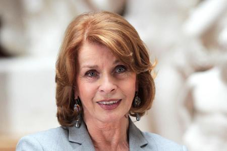 Senta Berger findet, Männer können Frauen durchaus verstehen, wenn sie sich Mühe geben Senta Berger findet, Männer können Frauen durchaus verstehen, wenn sie sich Mühe geben