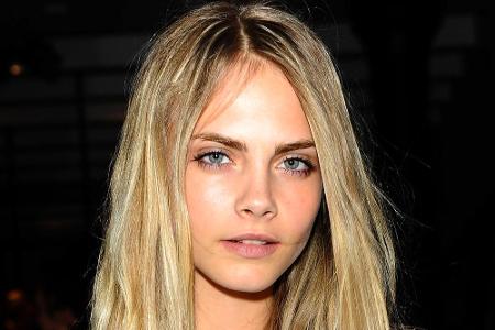 Sie ist der Star der aktuellen Fendi-Kollektion: Cara Delevingne Sie ist der Star der aktuellen Fendi-Kollektion: Cara Delevingne