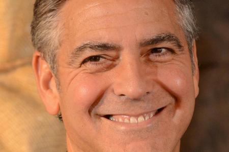Welche Frau kann diesem Lächeln von George Clooney widerstehen? Welche Frau kann diesem Lächeln von George Clooney widerstehen?