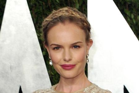 Kate Bosworth trägt ihr Haar kunstvoll geflochten
