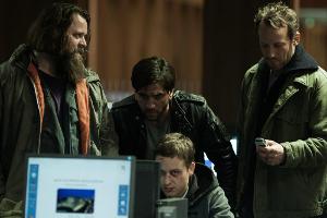 Elyas M'Barek und Tom Schilling hacken sich an die Chart-Spitze