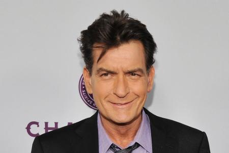 Charlie Sheen fiel nach acht Staffeln bei den Produzenten von Charlie Sheen fiel nach acht Staffeln bei den Produzenten von