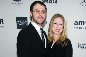 Chelsea Clinton im Baby-Glück